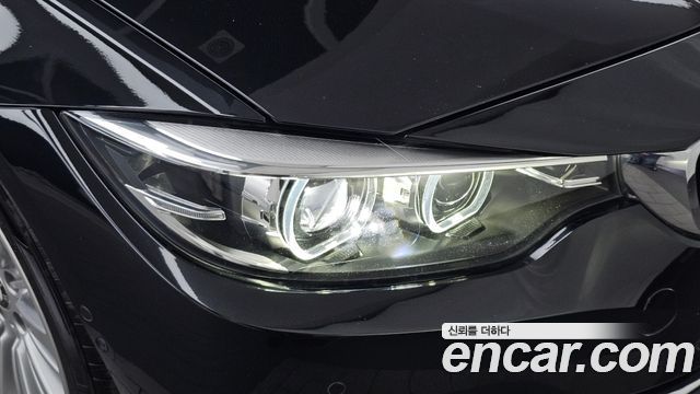 BMW 4-Series 2021 — photo 8