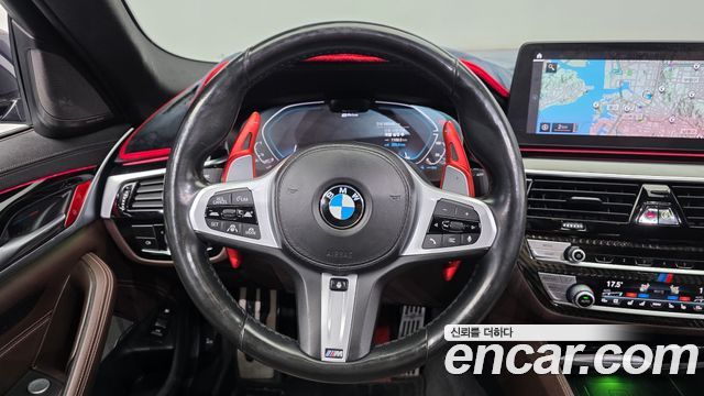 BMW 5-Series 2021 — photo 19