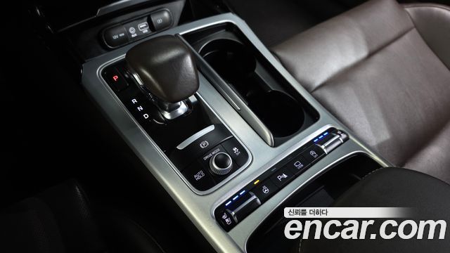 Kia Stinger 2018 — photo 12