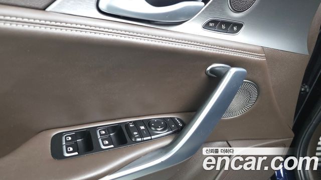 Kia Stinger 2018 — photo 28