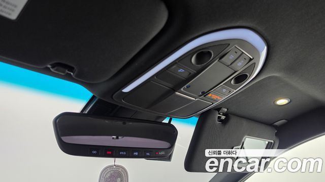 Genesis G70 2019 — photo 25