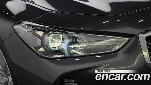 Genesis G70 2019 — photo 8