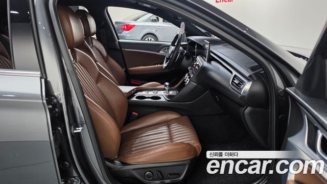Genesis G70 2019 — photo 16