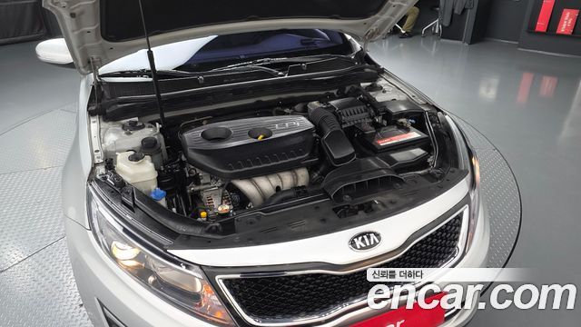 Kia K5 2015 — photo 6