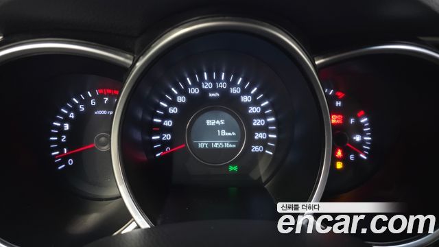 Kia K5 2015 — photo 11