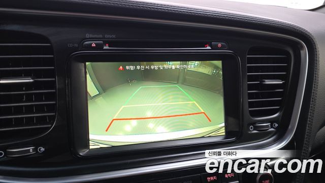 Kia K5 2015 — photo 21