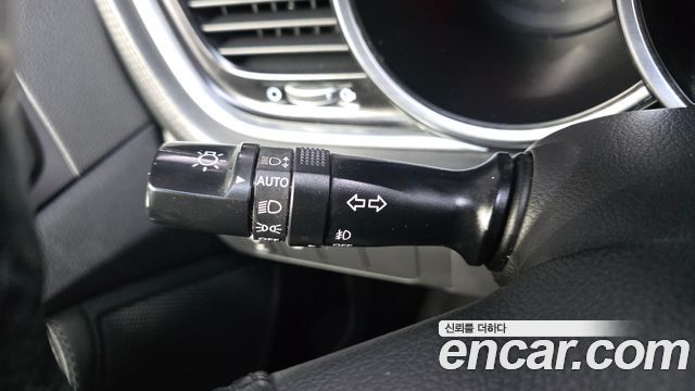 Kia K5 2015 — photo 29