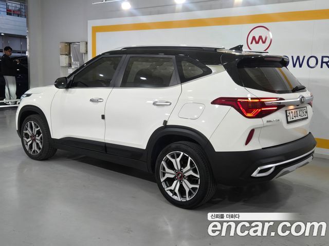 Kia Seltos 2020 — photo 3