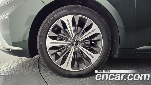 Kia K8 2022 — photo 5