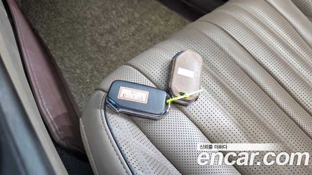 Kia K8 2022 — photo 15