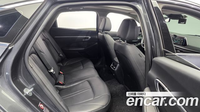 Hyundai Sonata 2020 — photo 11