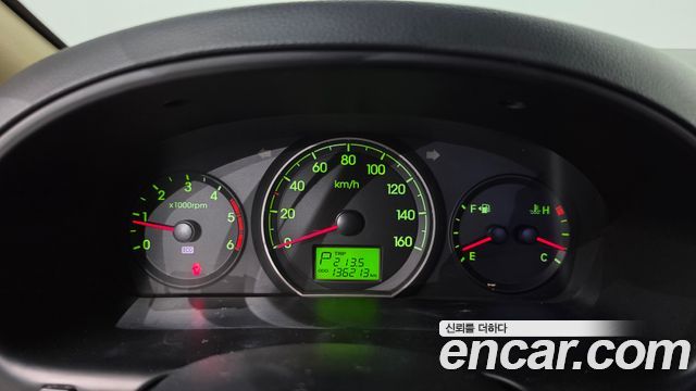 Hyundai Starex 2015 — photo 8