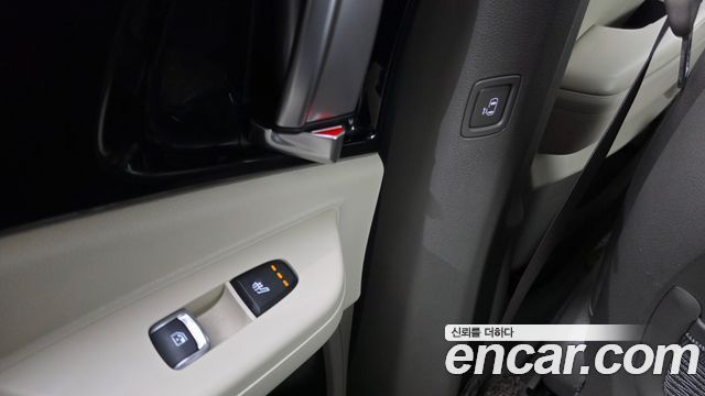 Kia Canival 2025 — photo 19