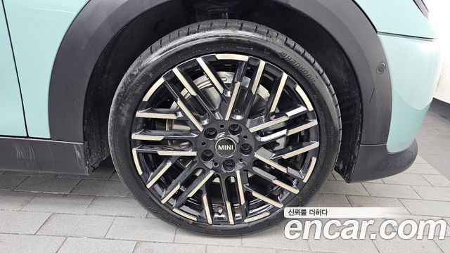 Mini Cooper 2025 — photo 7