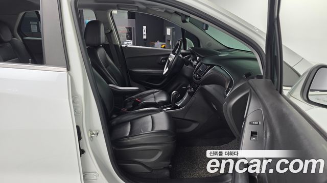 Chevrolet Korea Trax 2018 — photo 17