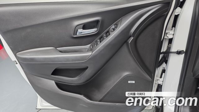 Chevrolet Korea Trax 2018 — photo 14