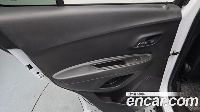 Chevrolet Korea Trax 2018 — photo 15