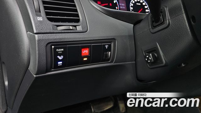 Hyundai Grandeur 2010 — photo 17