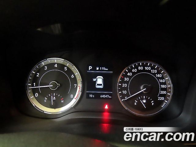 Hyundai Venue 2021 — photo 8