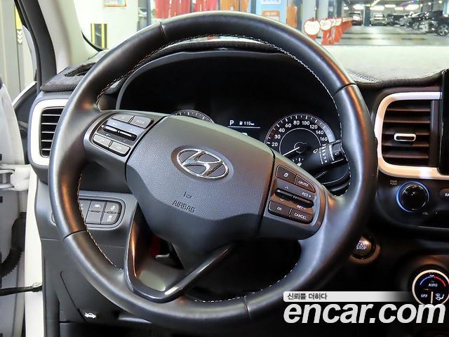 Hyundai Venue 2021 — photo 9