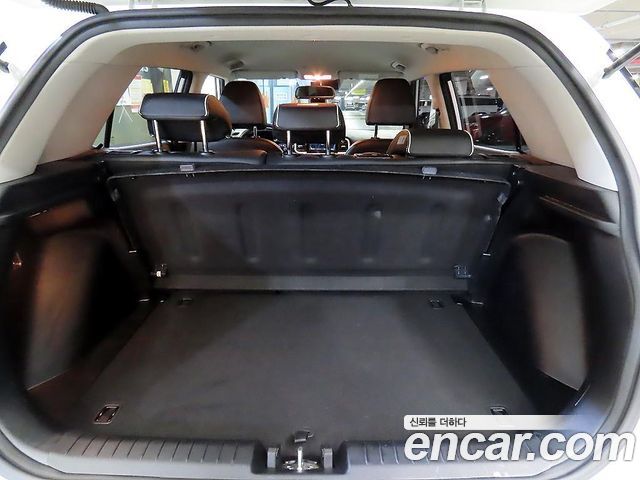 Hyundai Venue 2021 — photo 18