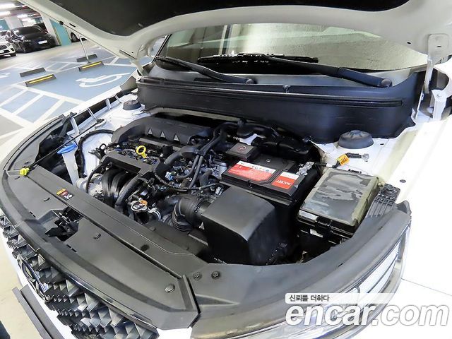 Hyundai Venue 2021 — photo 19