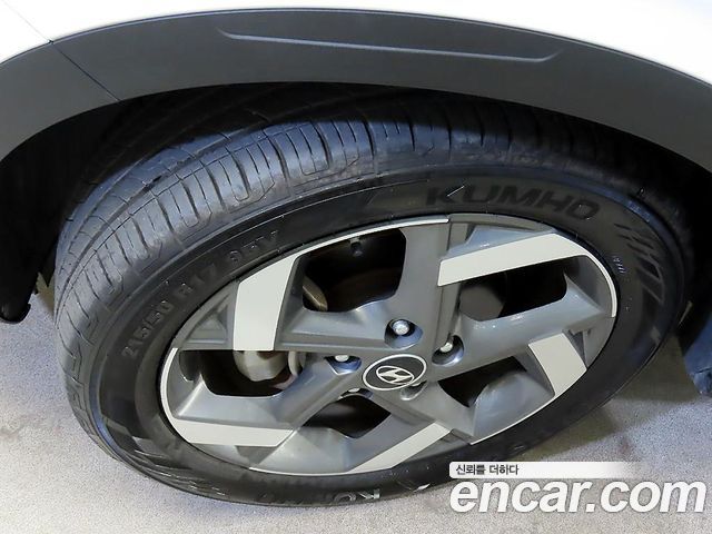 Hyundai Venue 2021 — photo 20