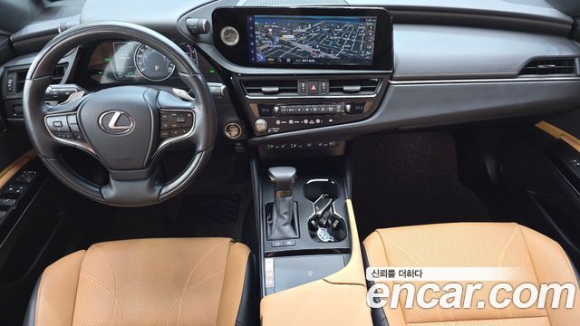 Lexus ES 2023 — photo 7