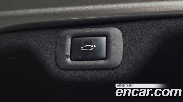 Lexus ES 2023 — photo 19