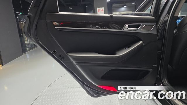 Genesis G80 2017 — photo 15