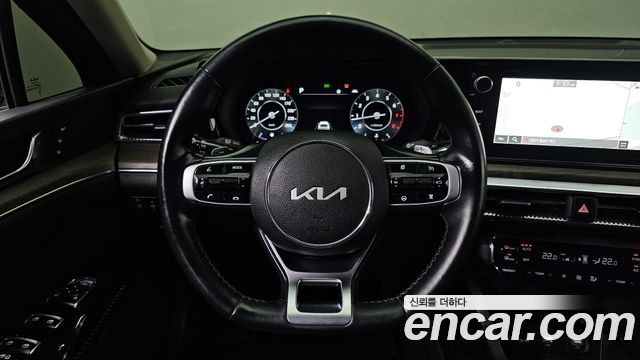 Kia K5 2023 — photo 13