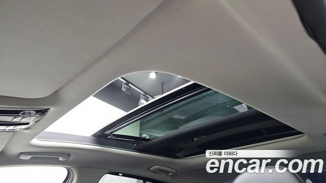 Kia K5 2023 — photo 19