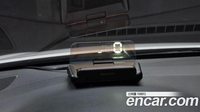 Hyundai i30 2018 — photo 23