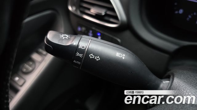 Hyundai i30 2018 — photo 25