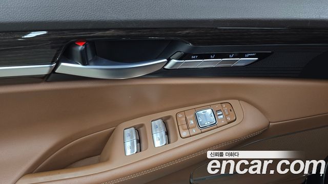 Genesis G90 2020 — photo 26