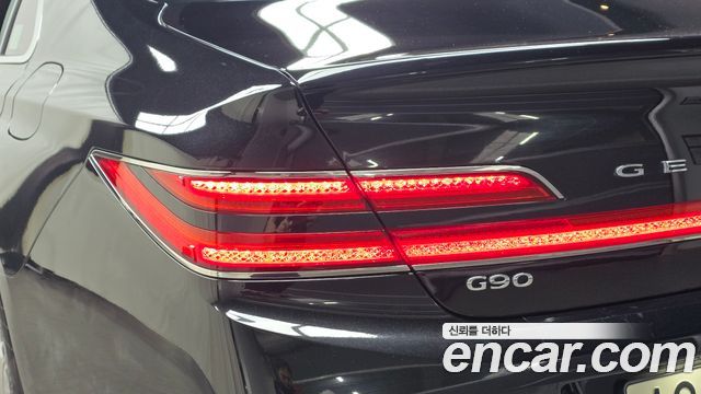 Genesis G90 2020 — photo 9