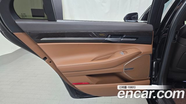 Genesis G90 2020 — photo 15