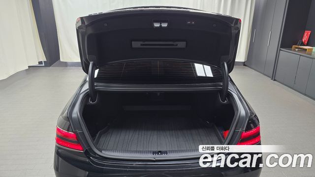 Genesis G90 2020 — photo 35