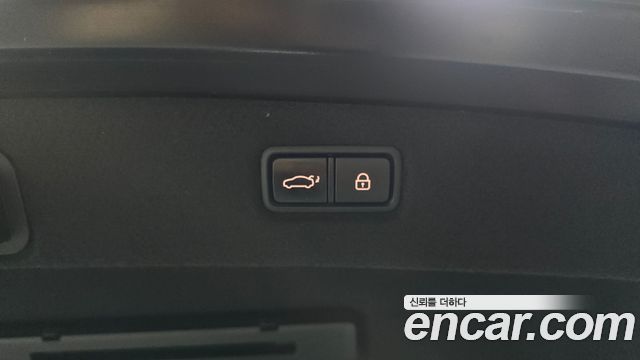 Genesis G90 2020 — photo 36