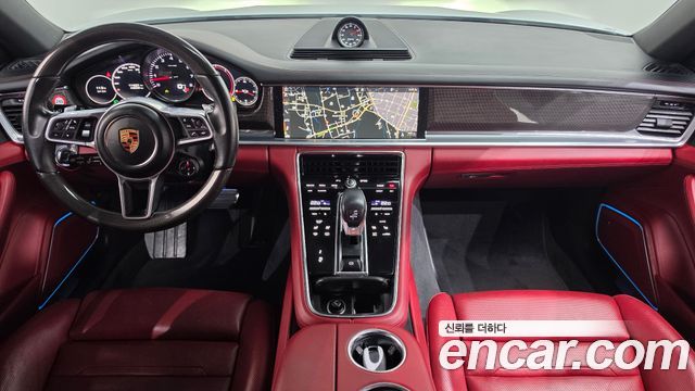 Porsche Panamera 2018 — photo 7