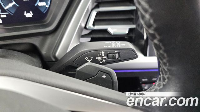 Audi Q4 e-tron 2022 — photo 19