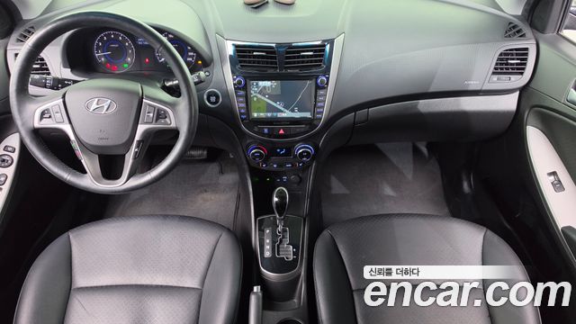 Hyundai Accent 2016 — photo 10