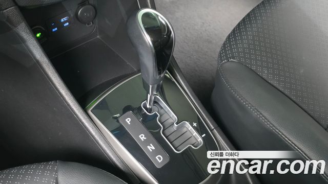 Hyundai Accent 2016 — photo 12
