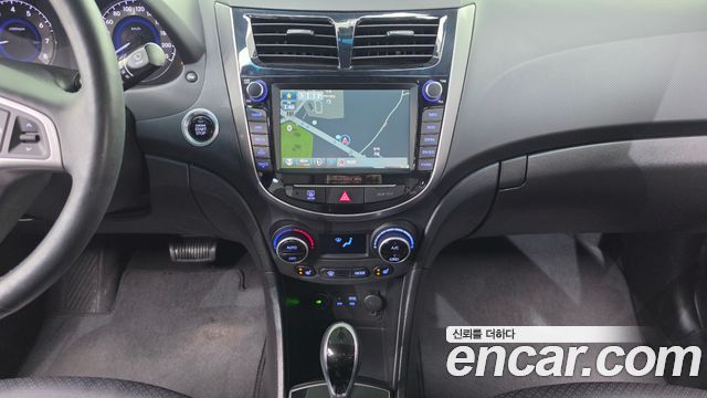 Hyundai Accent 2016 — photo 22