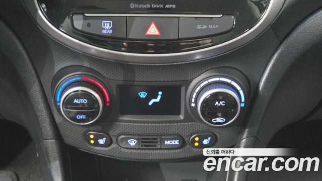 Hyundai Accent 2016 — photo 25