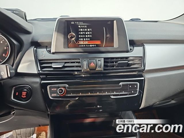 BMW 2-Series 2016 — photo 14