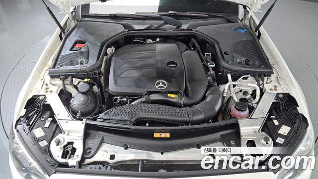 Mercedes-Benz E-Class 2022 — photo 6