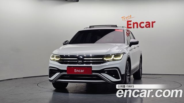 Volkswagen Tiguan 2023 — photo 3