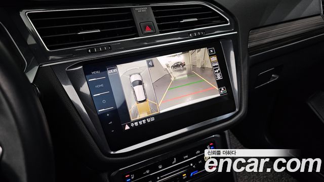 Volkswagen Tiguan 2023 — photo 22