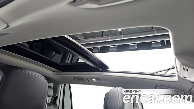 Volkswagen Tiguan 2023 — photo 24